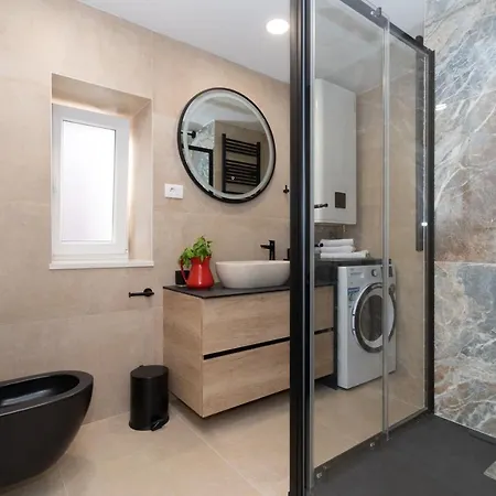 Apartament Ivka - Modern And Luxurious Oldtown Makarska