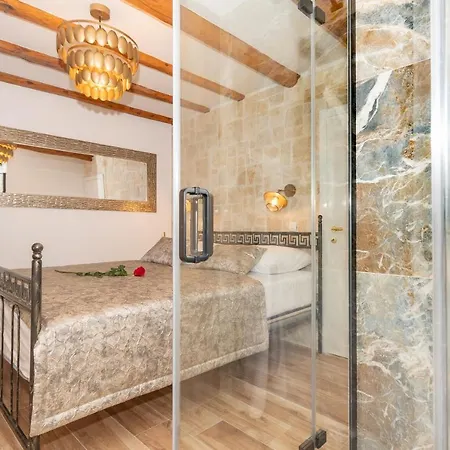 Apartament Ivka - Modern And Luxurious Oldtown *