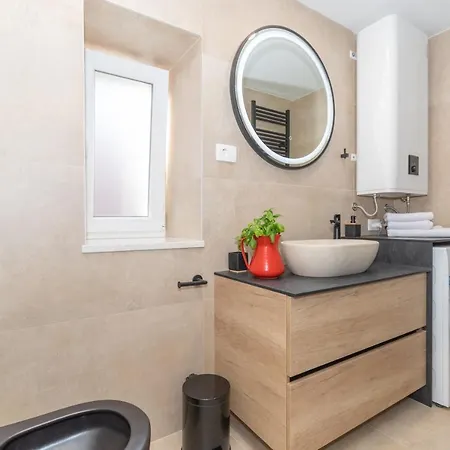 Apartament Ivka - Modern And Luxurious Oldtown Makarska